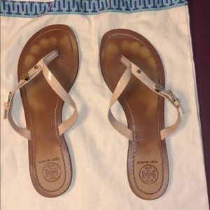 Tory butch flip flops
